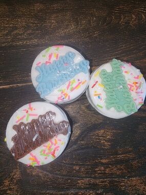 Set of 3 Decorative Scented Cookie Candles - White with Pastel Toppers